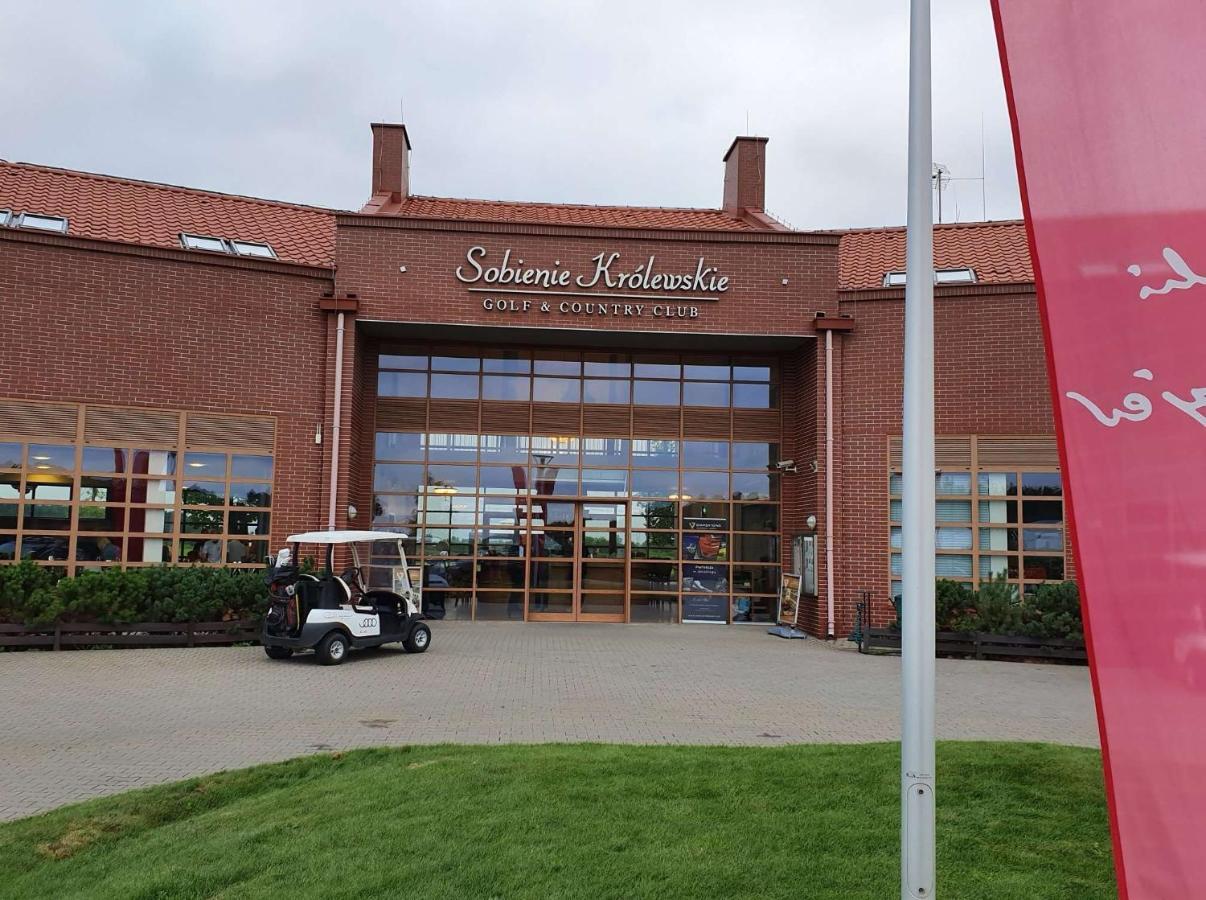 Apartgolf Sobienie Krolewskie Sobienie Szlacheckie Екстер'єр фото